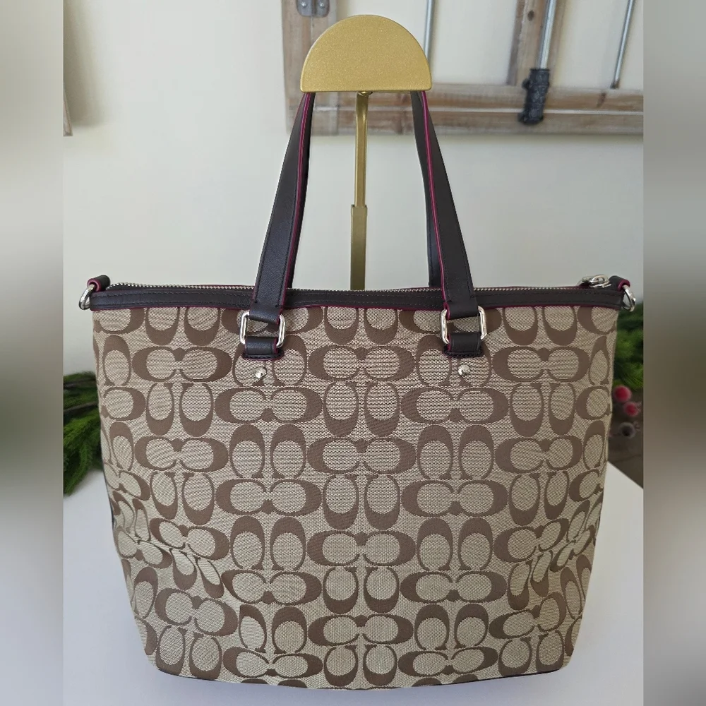 Coach Signature Pleat Tote - Khaki/Tan Canvas With Brown Leather & Pink Accents - Picture 8 of 16